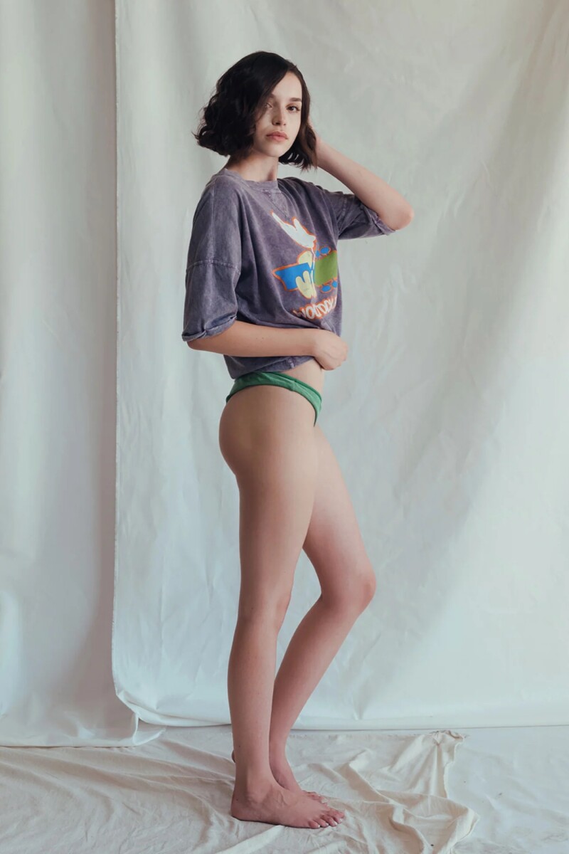 CAMISETA WOODSTOCK Violeta