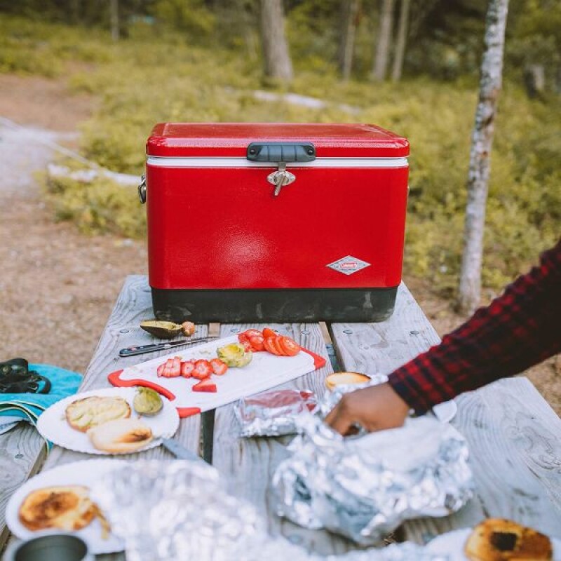 Conservadora Coleman Deluxe Acero Inox 51 L Rojo