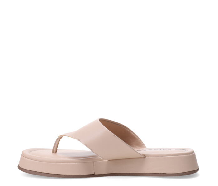 Sandalia PLATS estilo chancla Mest chino