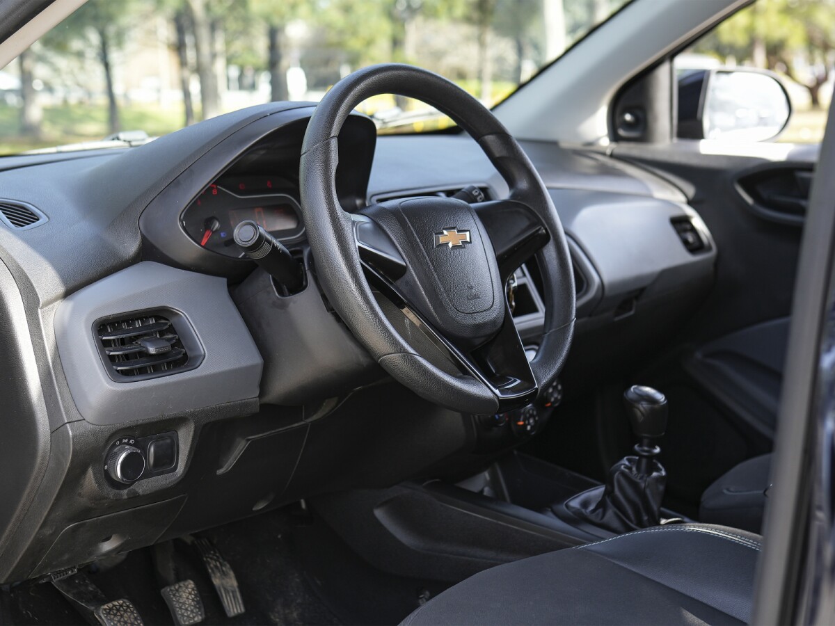 Chevrolet Joy Black Extra Full 1.0 | Permuta / Financia Chevrolet Joy Black Extra Full 1.0 | Permuta / Financia