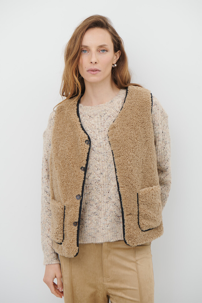 CHALECO FOREST BEIGE