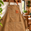 Delantal de Cocina en Tela Canvas con Bolsillos y Detalles en Eco Cuero Camel