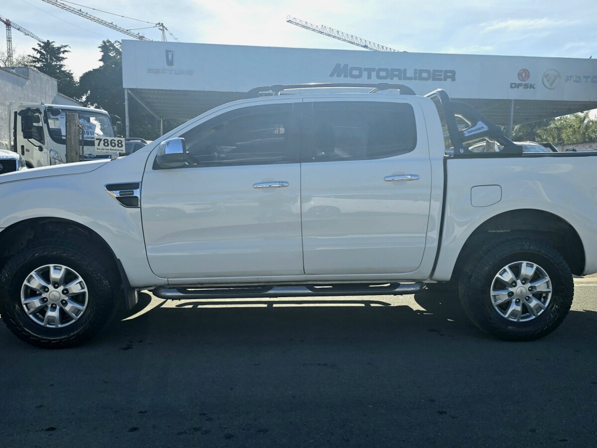 Ford Ranger XLT 2014 EXCELENTE ESTADO! | Permuta / Financia Ford Ranger XLT 2014 EXCELENTE ESTADO! | Permuta / Financia