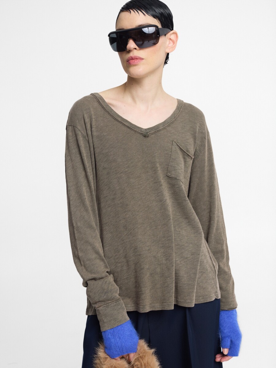 REMERA 
