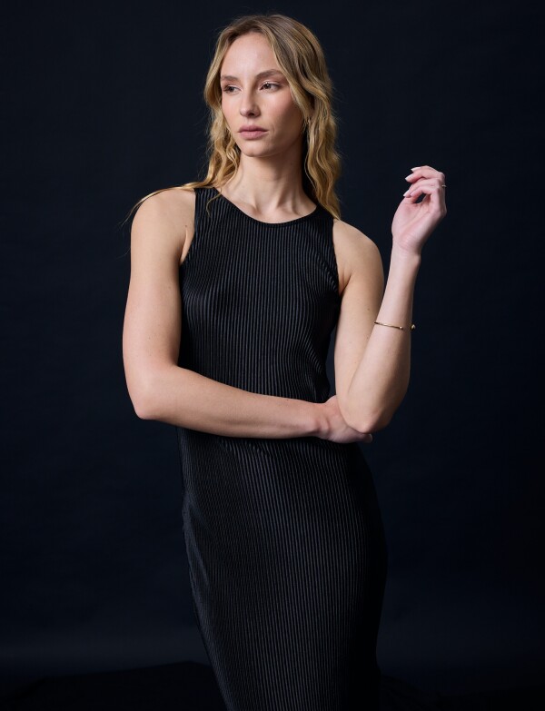 Vestido Saten Plisado NEGRO