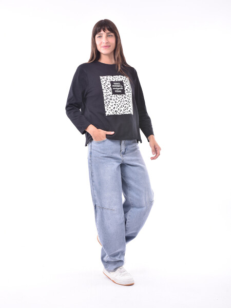 REMERA UPSALA VARIANTE 3