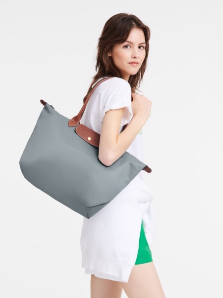 Longchamp -Cartera Longchamp plegable de nylon con cierre y asa larga, Le pliage L Gris