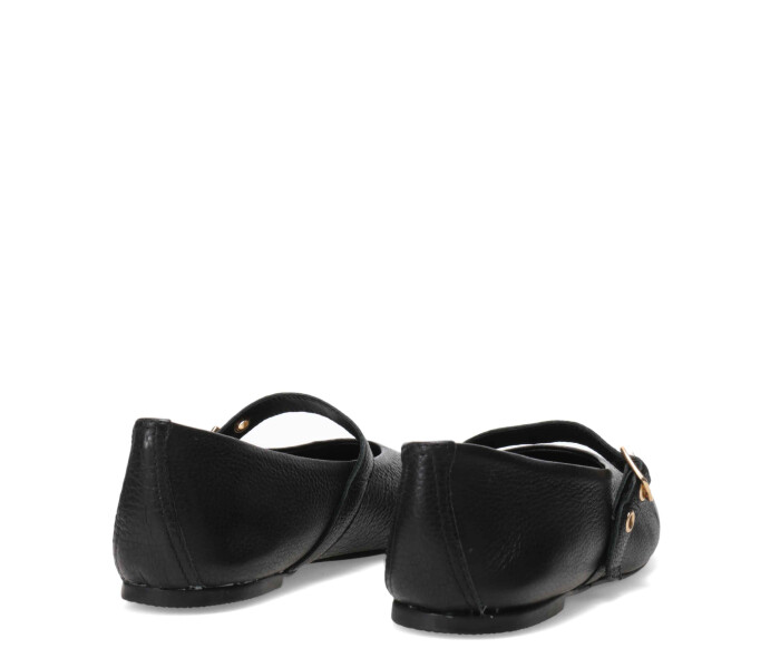 Zapato balerina con tira y hebilla Preto