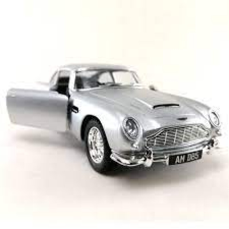 1963 Aston Martin DB5 escala 1:38 1963 Aston Martin DB5 escala 1:38