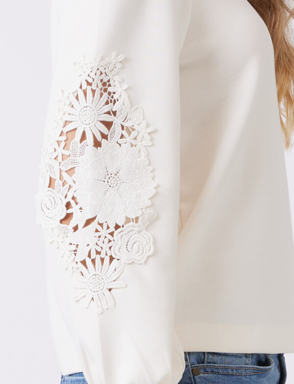 Buzo Aplique Crochet CRUDO