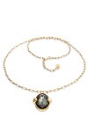 COLLAR LARGO CON CRISTAL FACETADO GRIS DE ALEACIÓN DE METALES BAÑADO EN ORO 18K Colgante
