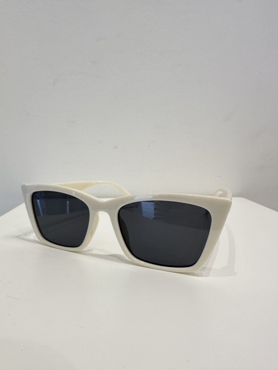 NEW HAILEY SUNNIES - OFF WHITE 
