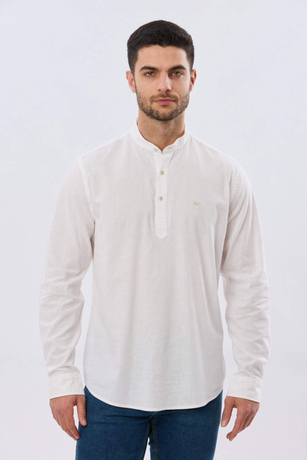 CAMISA LISA DE LINO CUELLO MAO Blanco