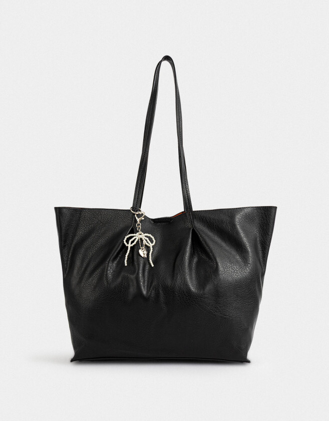 Shopper Shopper Con Charm Negro - Negro