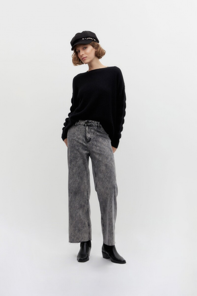 Sweater escote bote mangas abullonadas negro