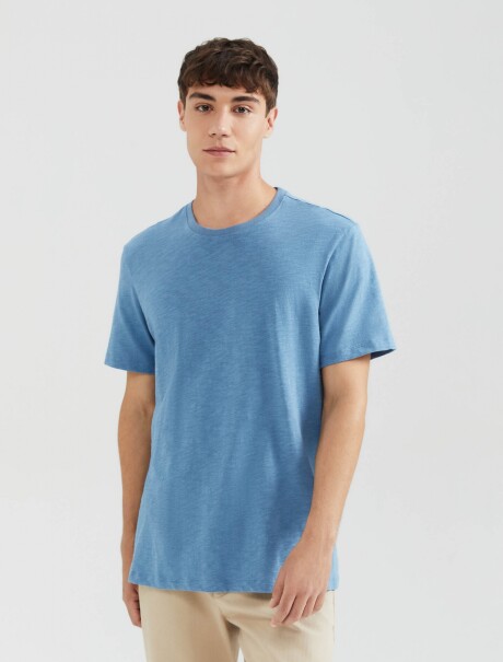 CAMISETA COMFORT EN TELA FLAMÉ CELESTE