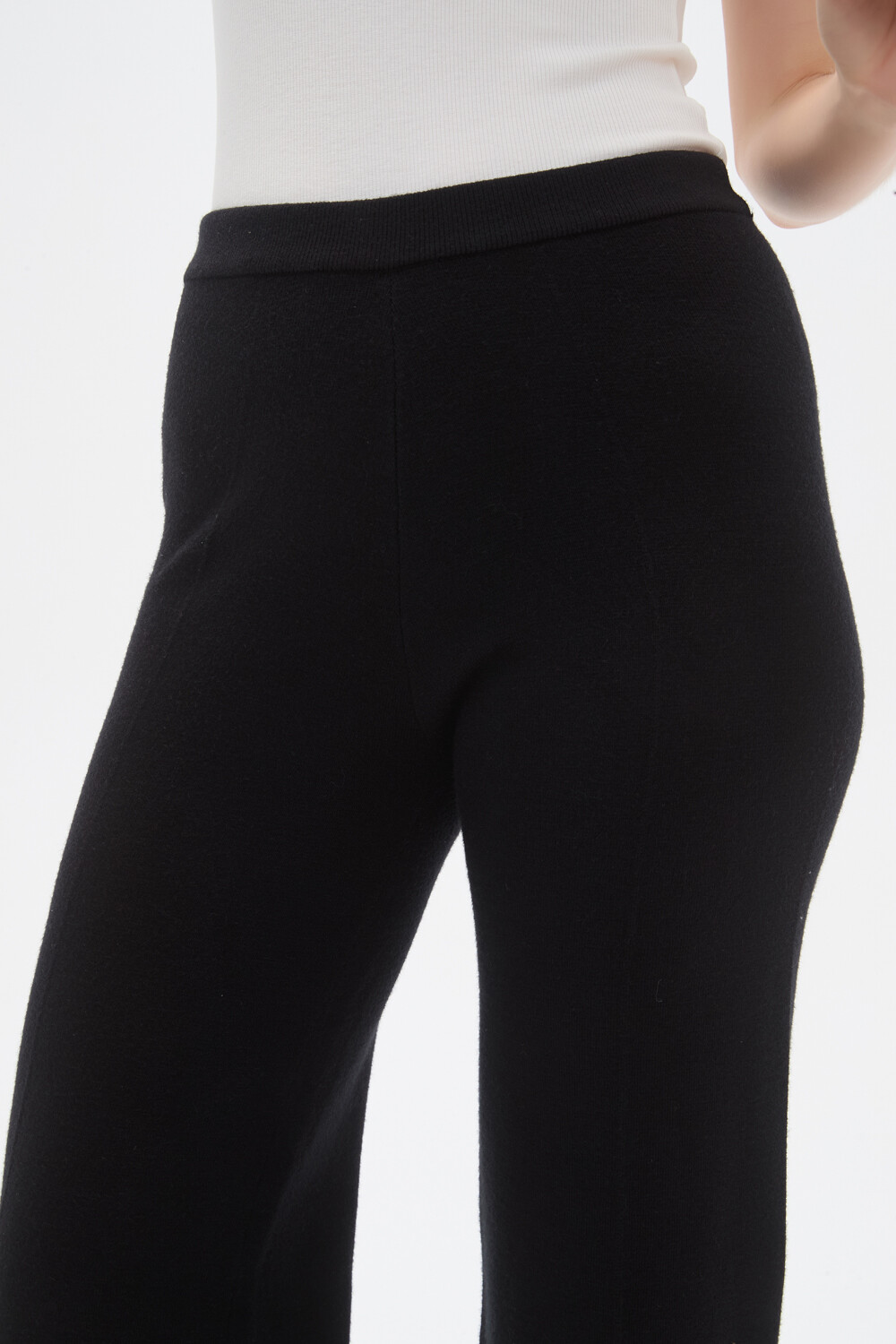 Pantalon Xyros Negro
