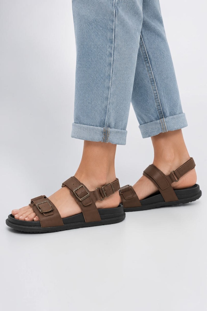 Sandalia Gia Marron