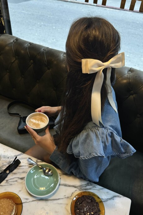 BROCHE SILKY BOW BEIGE