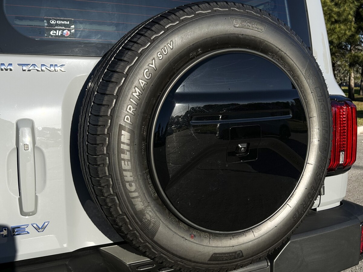 GWM Tank 300 HEV 2026 0KM | Permuta / Financia GWM Tank 300 HEV 2026 0KM | Permuta / Financia