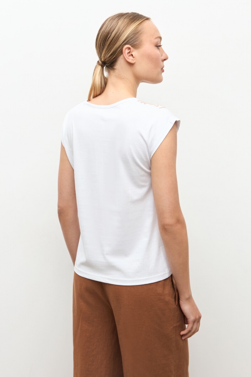 Remera puff print blanco
