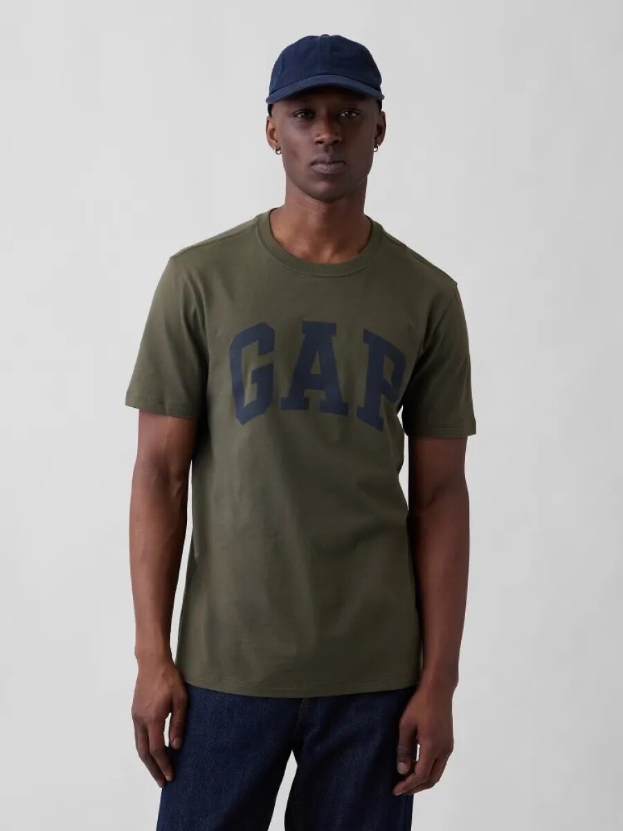Remera Logo Gap Hombre - Black Moss 