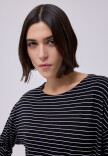 Remera Raya Negro