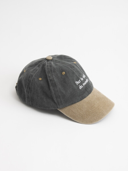 Gorra Visera Bordada Monde Gris