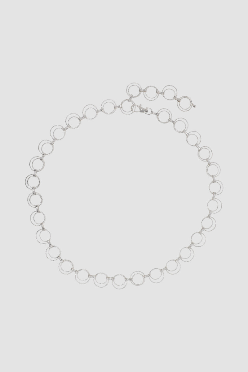 Cinto aros metal textura Negro