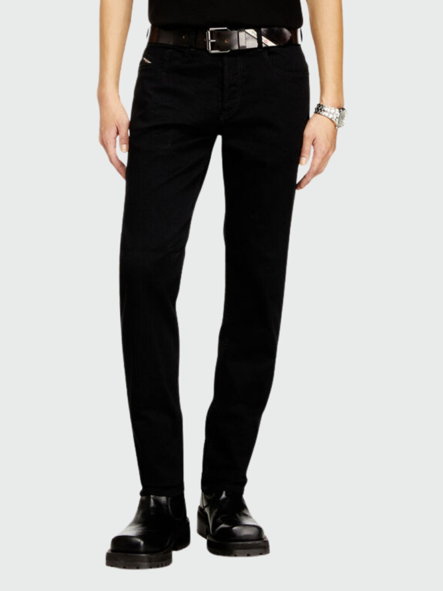 DIESEL - Jeans 2023 D-Finitive 069YP 