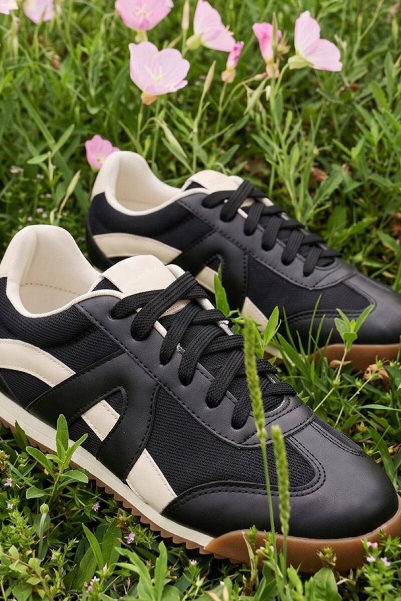 Calzado Casual. Negro
