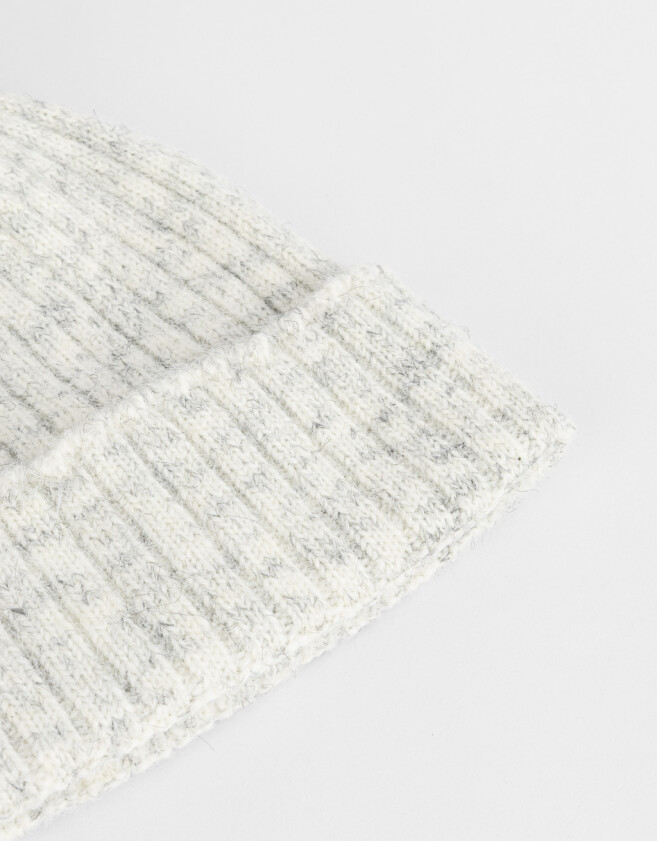 Gorro Clasico Gorro Tejido Con Pompón - Blanco Crudo