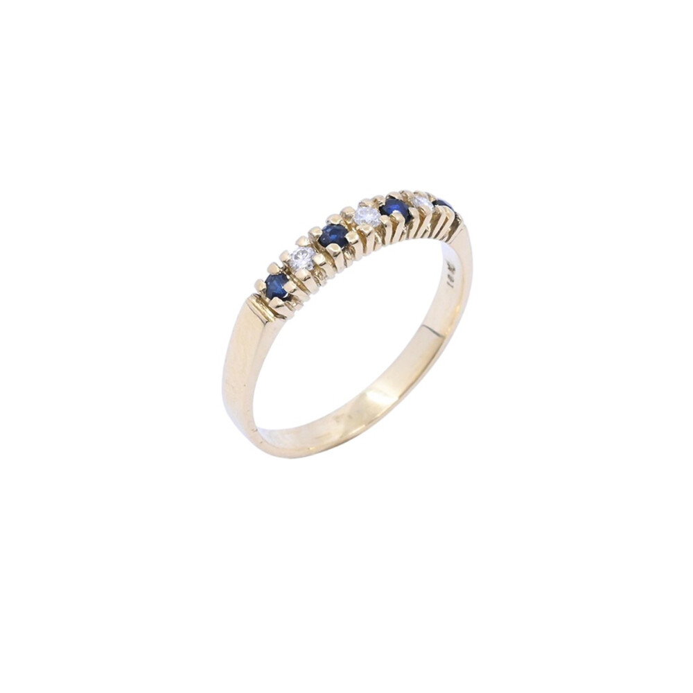 Anillo medio sin fin oro 18k amarillo con 4 zafiros y 3 brillantes. Anillo medio sin fin oro 18k amarillo con 4 zafiros y 3 brillantes.