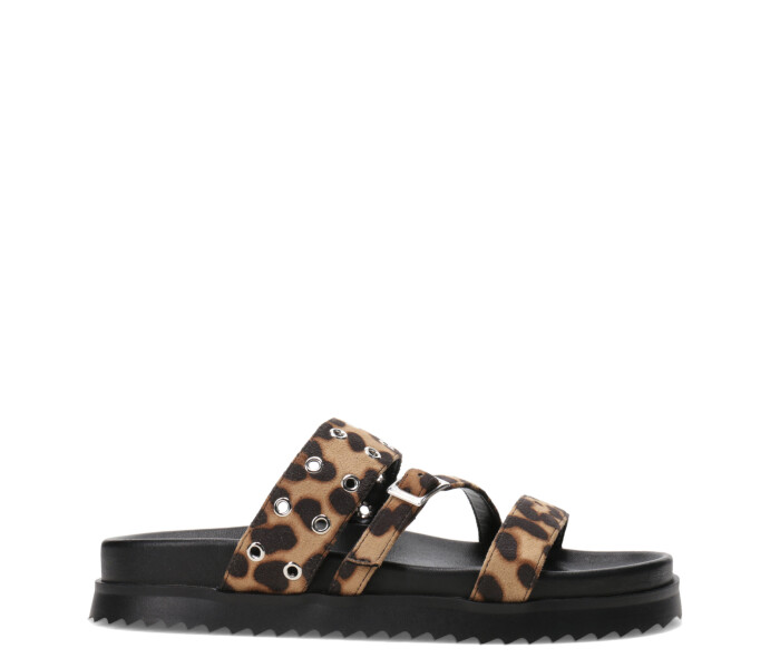 Sandalia XOMA con tiras y tachas Animal Print