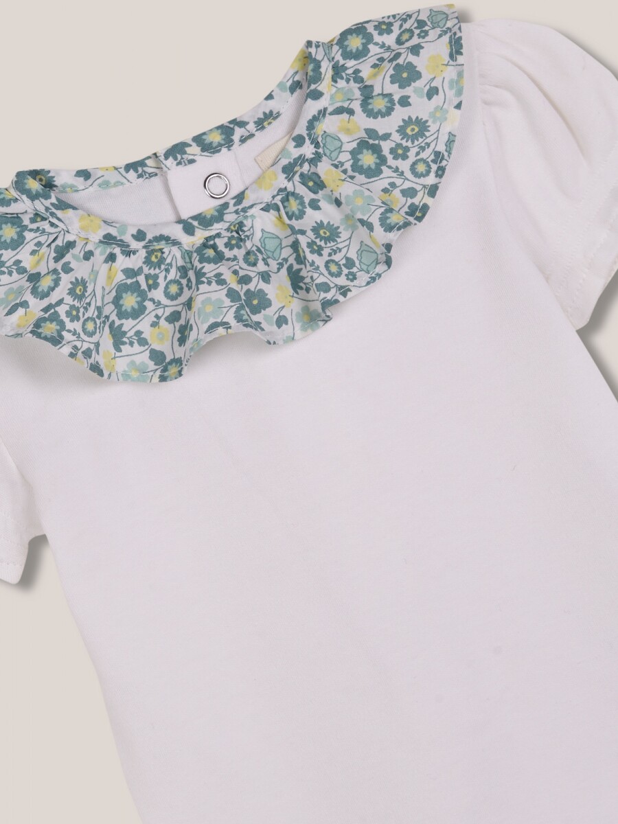 Body Con Cuello De Popelin Estampado Flores Blanco