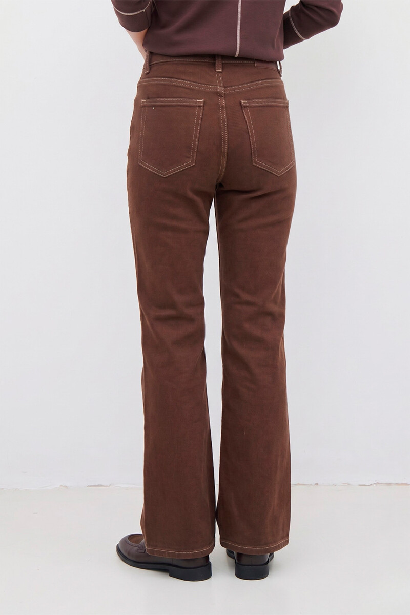 JEAN HELADA MARRON