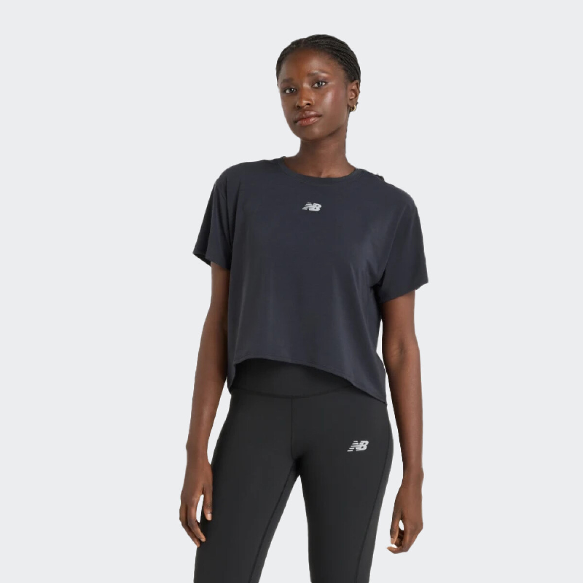 Remera New Balance Drapey Relaxed - Negro 