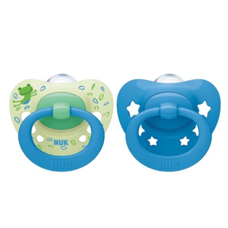 Chupetes Nuk x2 + Porta Chupete Línea Signature 18-36 m verde y azul