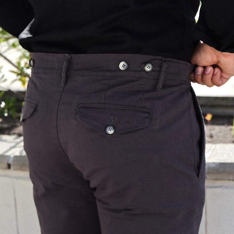 Pantalón pinzas Gris