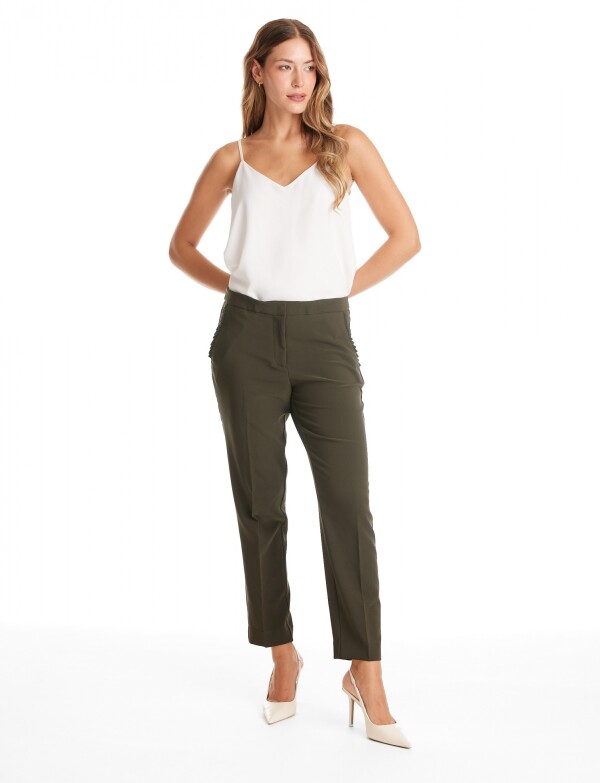 Pantalon Slim & Detalle Plisado OLIVA