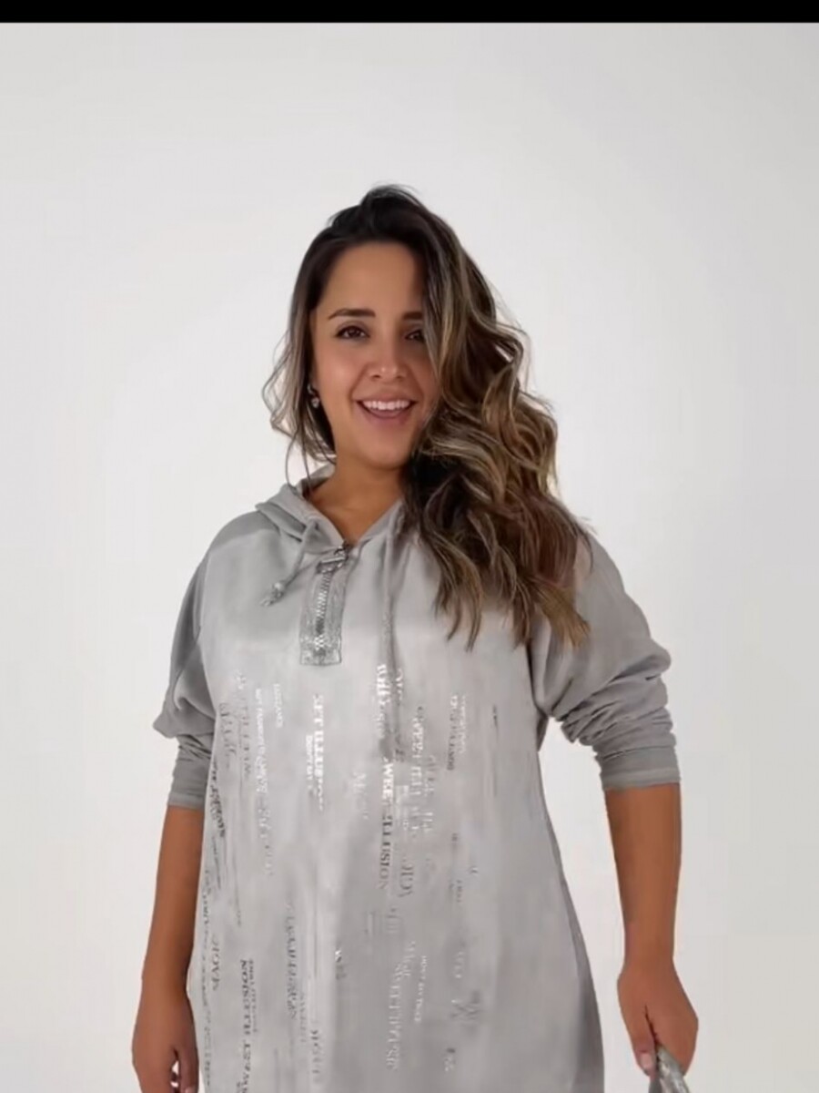 Vestido de gamuza con plateado Vestido de gamuza con plateado