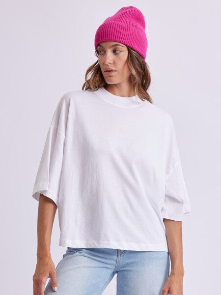 Remera 3/4 Cuello Alto Blanca