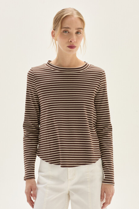 Remera Camelia Chocolate