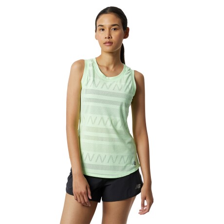 Musculosa New Balance de Dama - Q SPEED JACQUAR - WT13276VSG GREEN