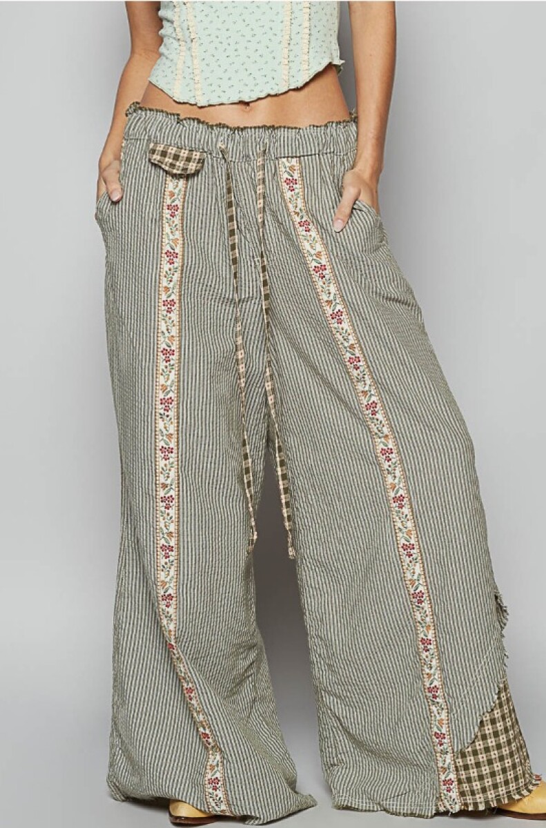 PANTALÓN 