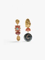 Pendientes Asimétricos Con Piedras multicolor