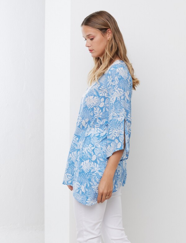 Blusa Aplique Crochet AZUL/BLANCO