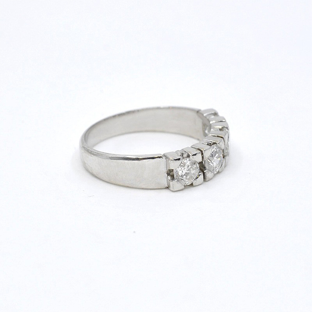 Anillo Antiguo Medio Sin Fin En Oro Blanco 18 K Y Brillantes Anillo Antiguo Medio Sin Fin En Oro Blanco 18 K Y Brillantes