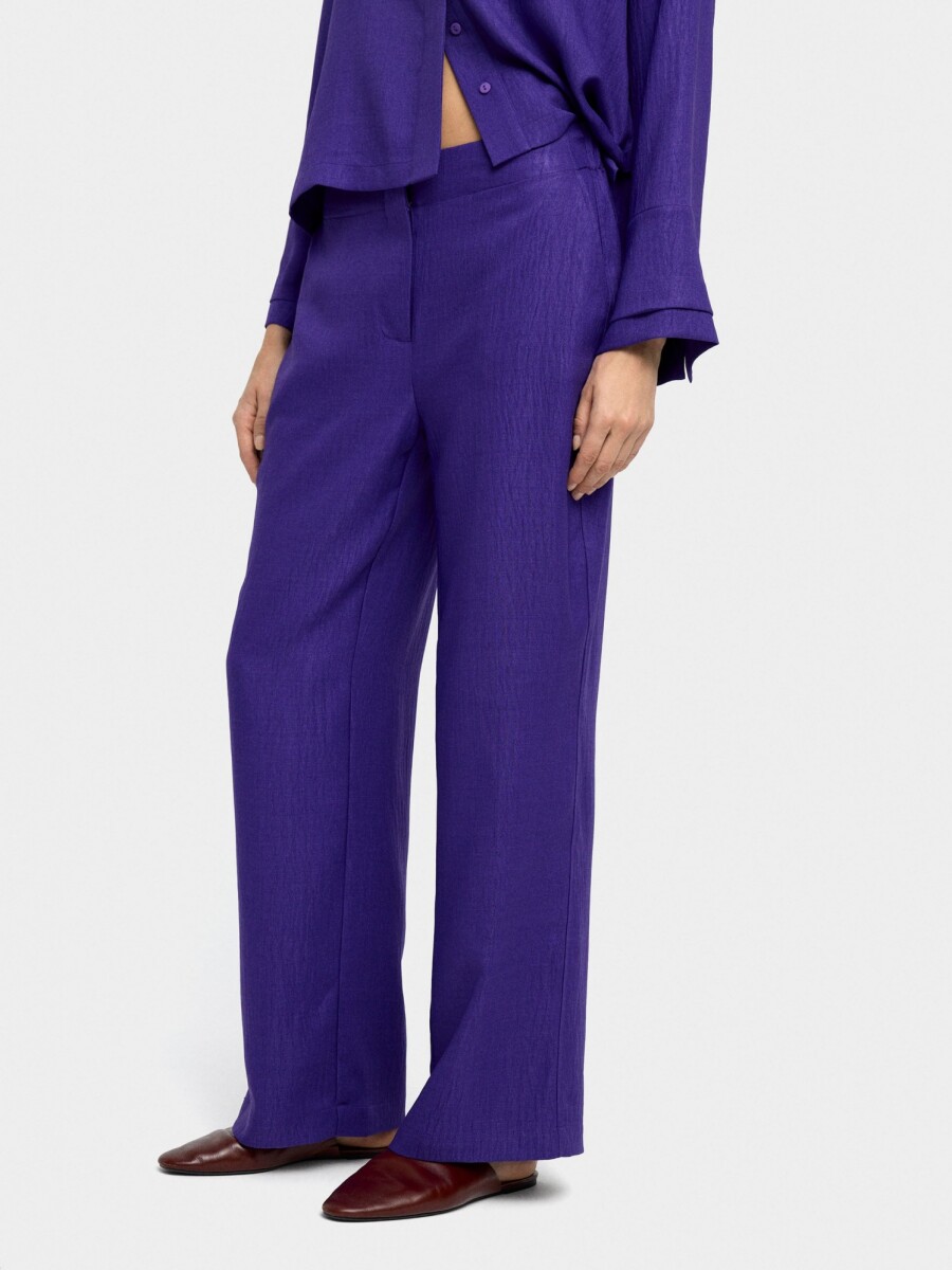 Pantalón Fluido Con Efecto Arrugado violeta