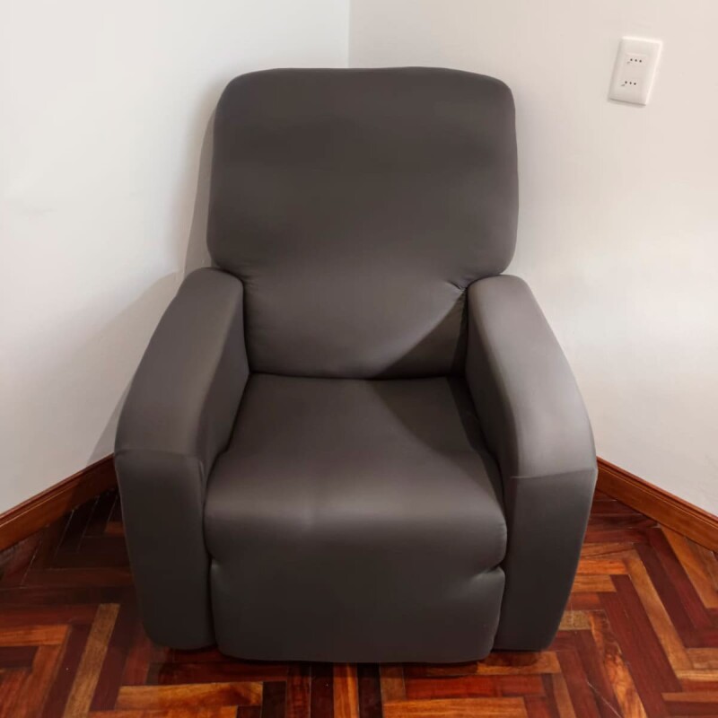 Funda sillón reclinable 1 cuerpo lisa gris